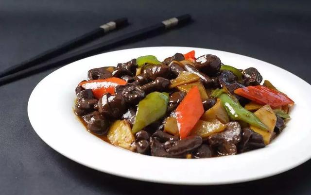 圖片關鍵詞 國家蘑菇地理:中國哪里的蘑菇最好吃?